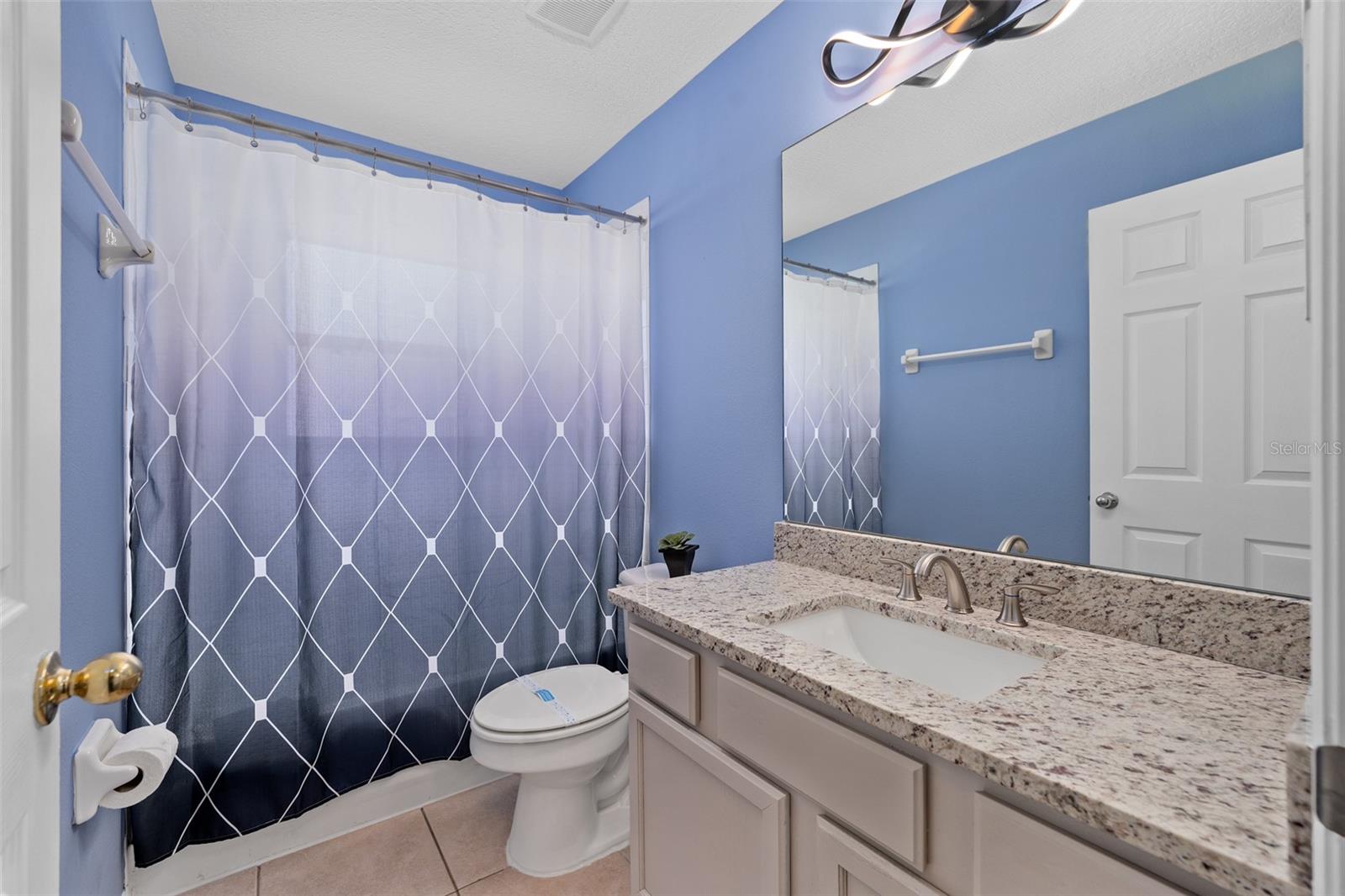Image 22 of 40 For 8488 Oasis Key Cove