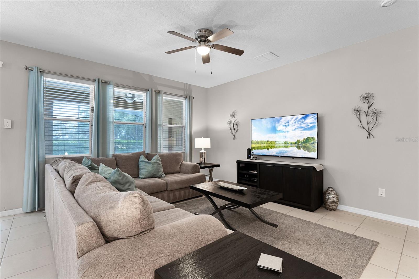 Image 8 of 59 For 6096 Broad Oak Drive