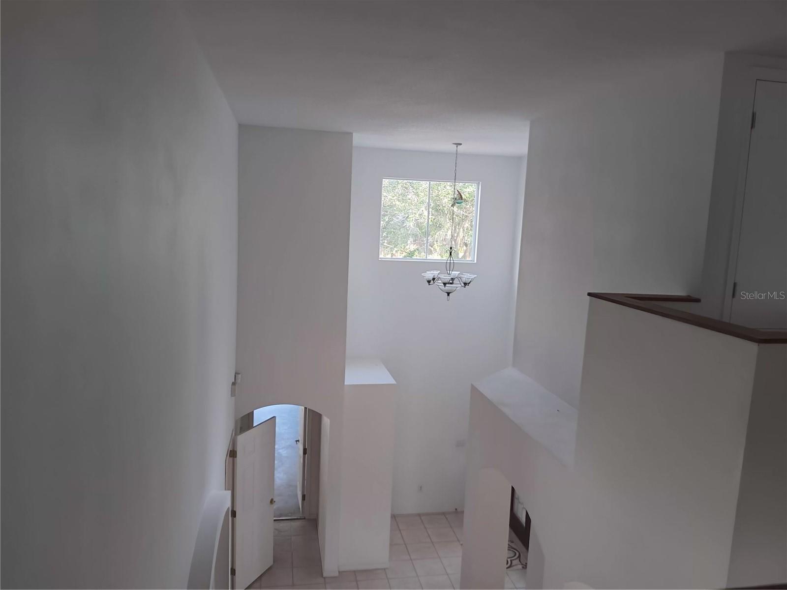 Listing photo id 15 for 18178 Sandy Pointe Drive