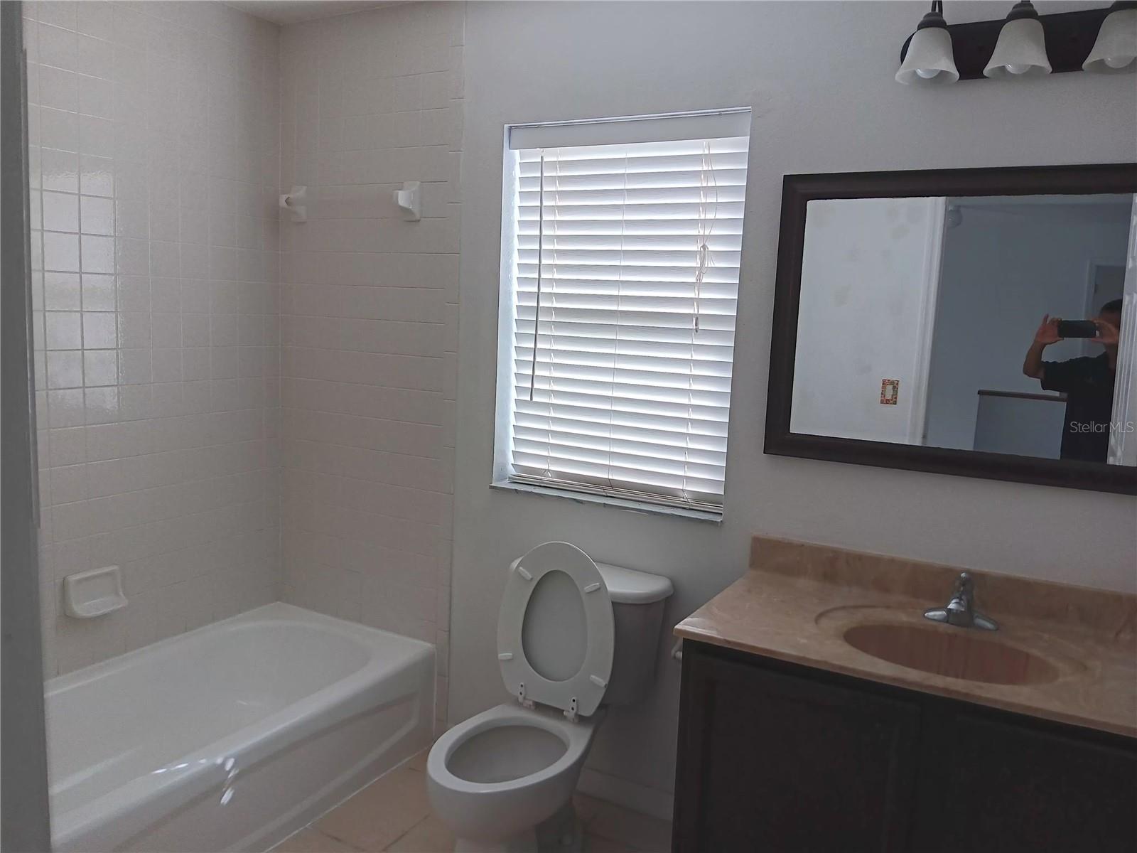 Listing photo id 27 for 18178 Sandy Pointe Drive