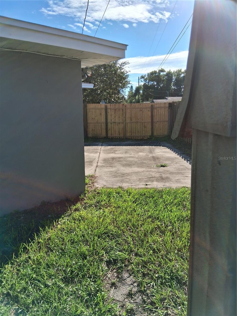 Image 18 of 26 For 801 Coldwater Drive