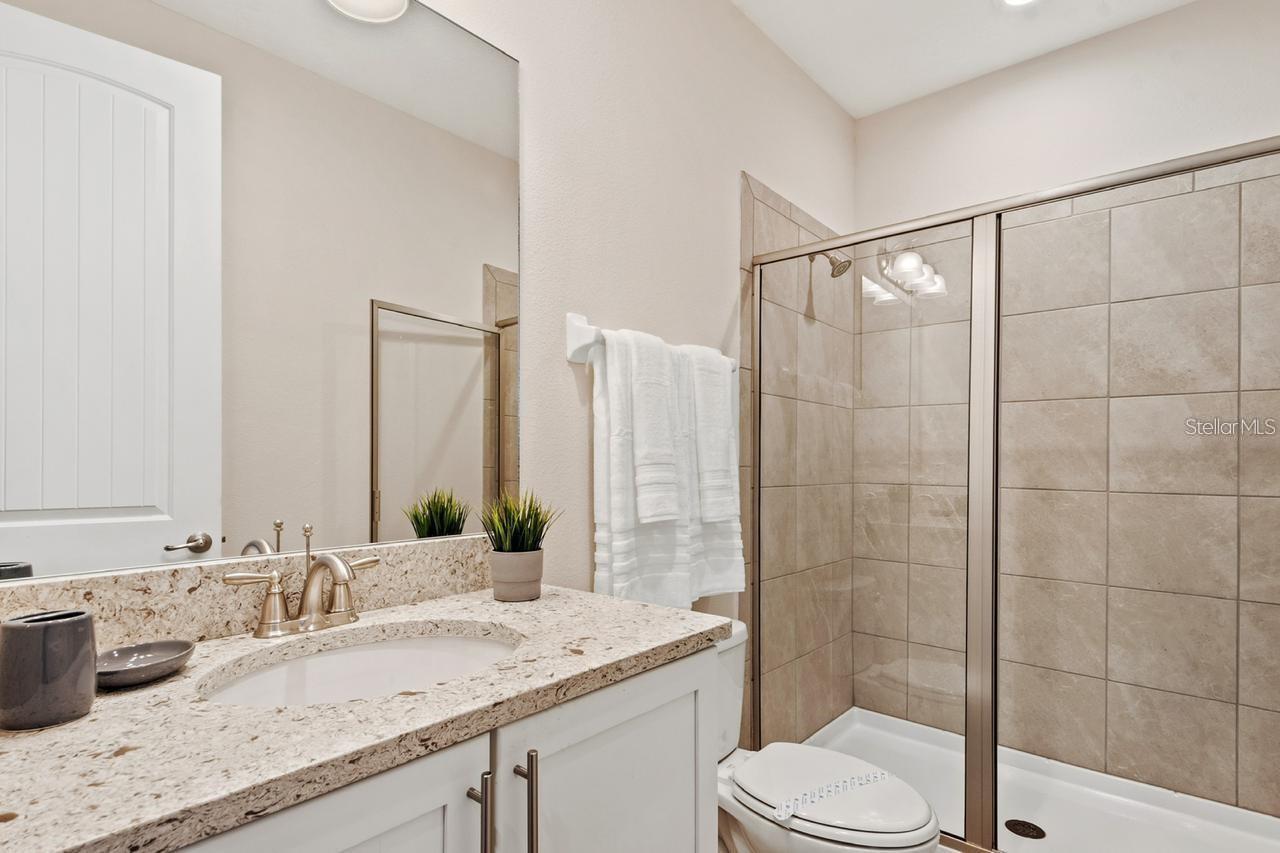 Image 10 of 34 For 7700 Fairfax Drive