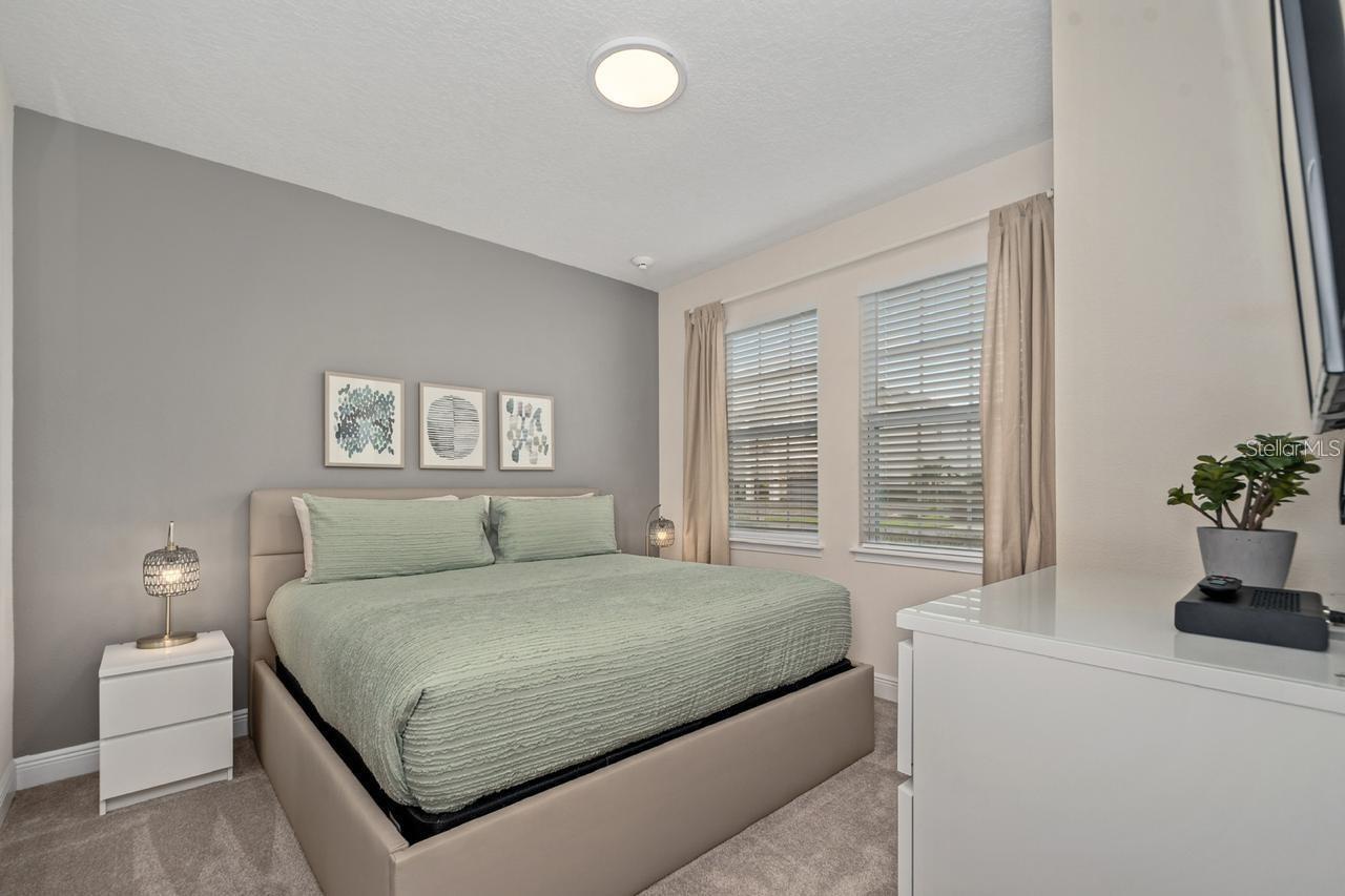 Image 33 of 34 For 7700 Fairfax Drive