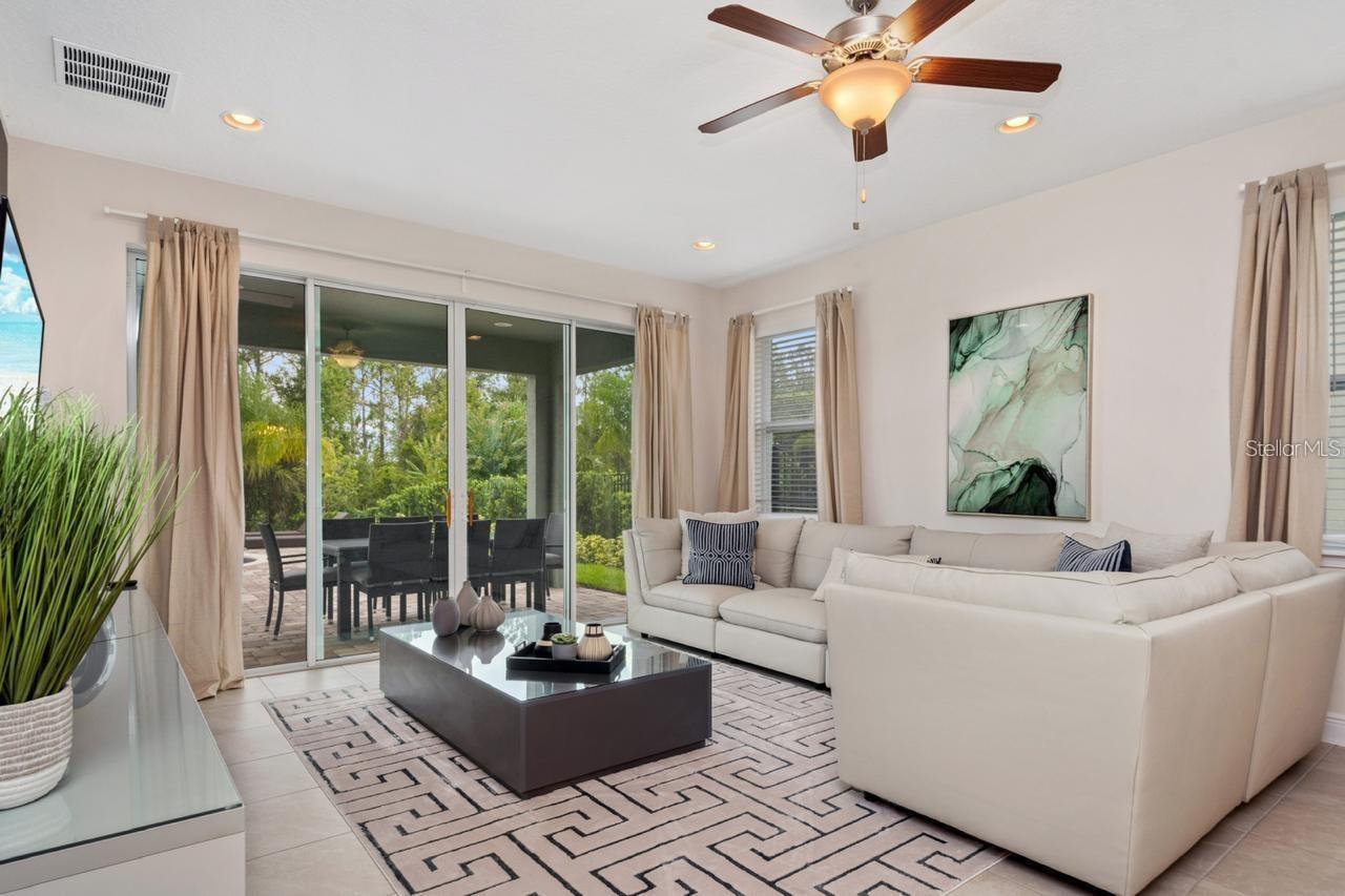 Image 5 of 34 For 7700 Fairfax Drive