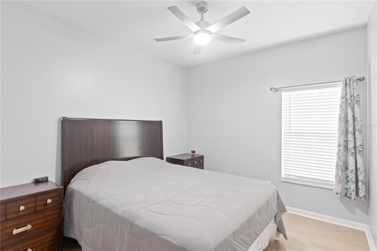Image 22 of 40 For 13646 Hawk Lake Drive