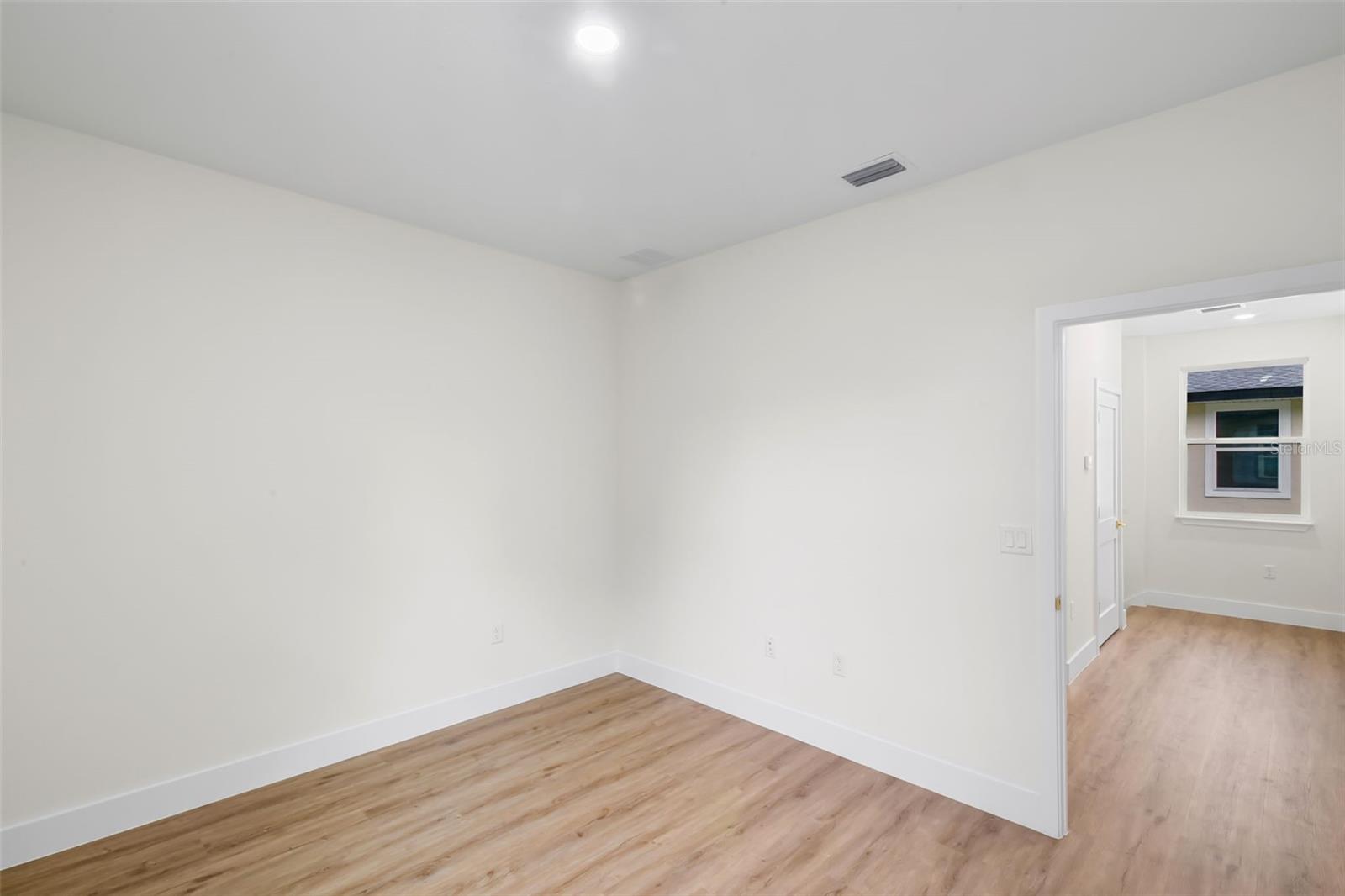 Image 30 of 64 For 1030 Wilks Avenue