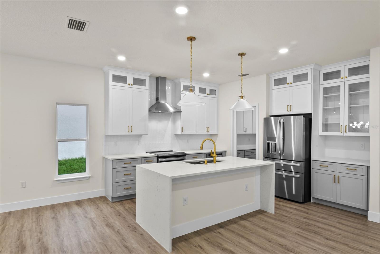 Image 11 of 57 For 1028 Wilks Avenue