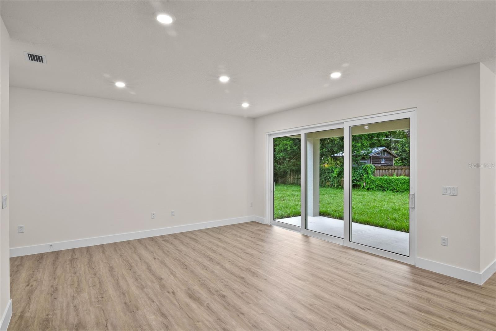 Image 9 of 57 For 1028 Wilks Avenue