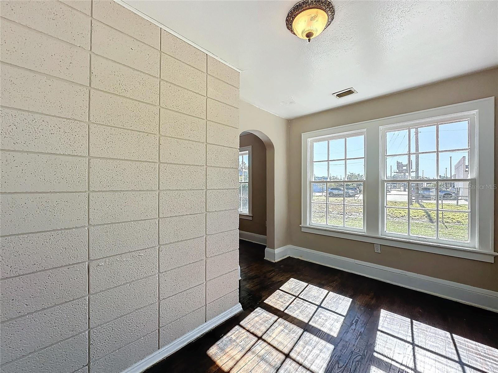 Image 19 of 52 For 7325 Tiffany Drive