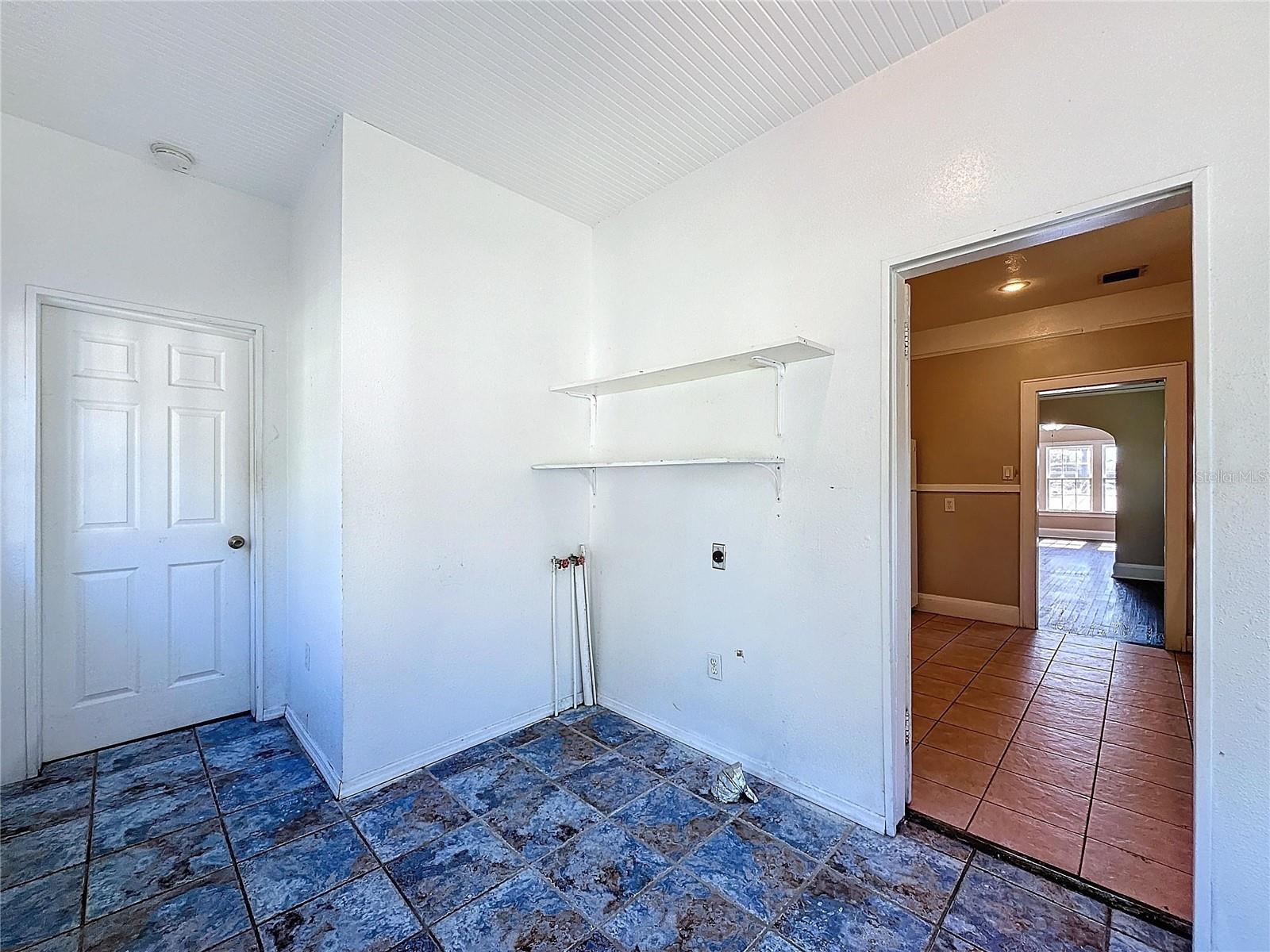Image 34 of 52 For 7325 Tiffany Drive