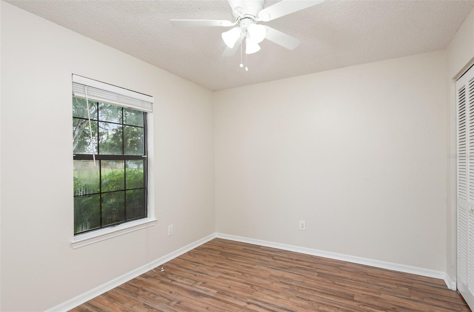 Image 18 of 25 For 915 Fairvilla Drive
