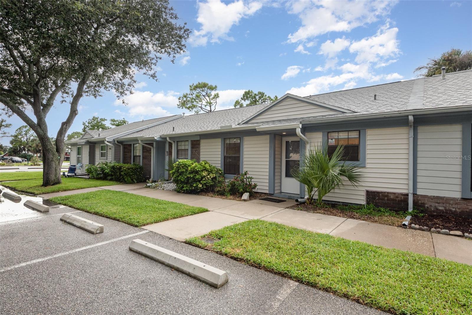 Image 2 of 25 For 915 Fairvilla Drive