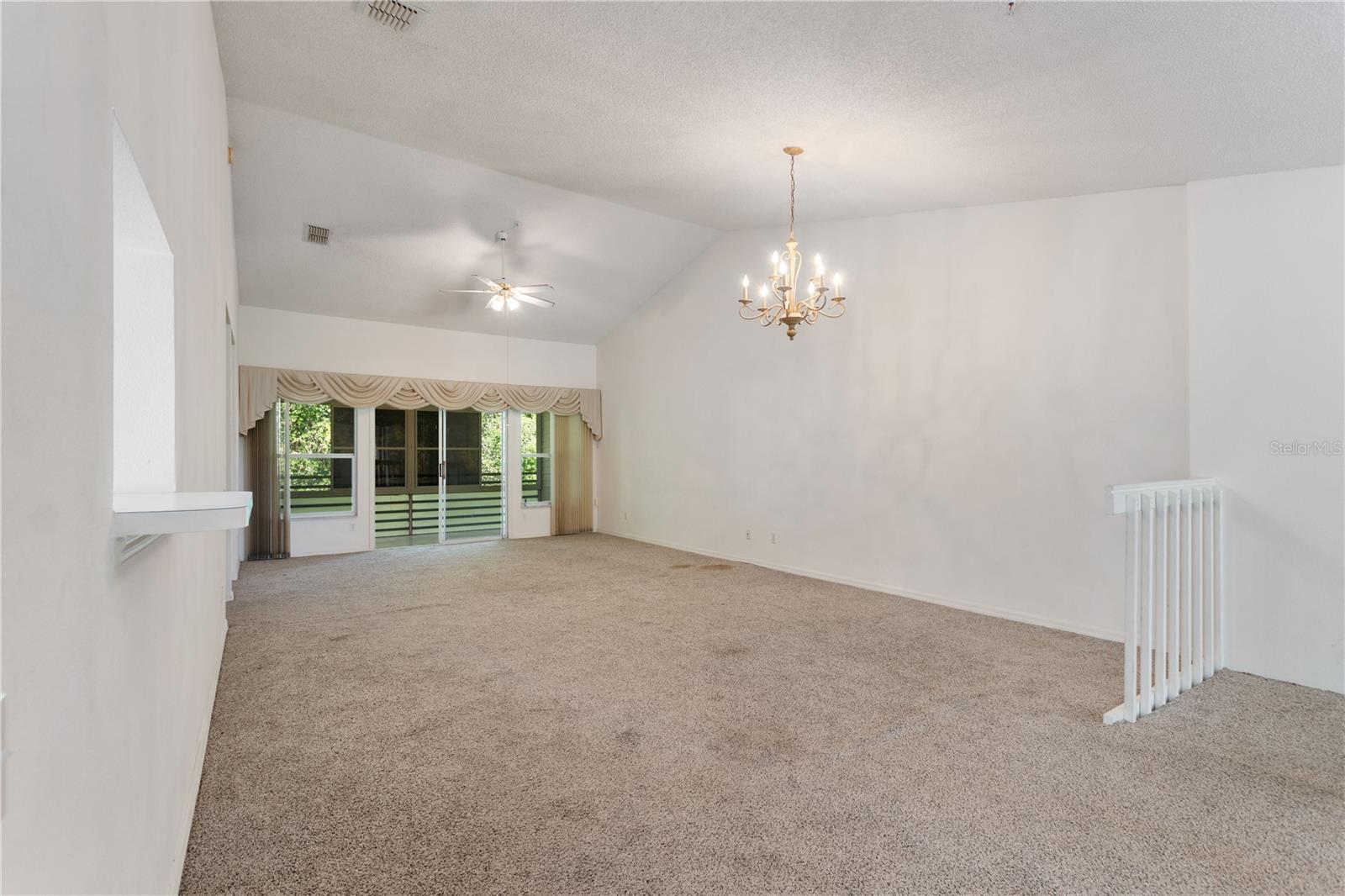 Image 4 of 41 For 5999 Lake Pointe Drive 606
