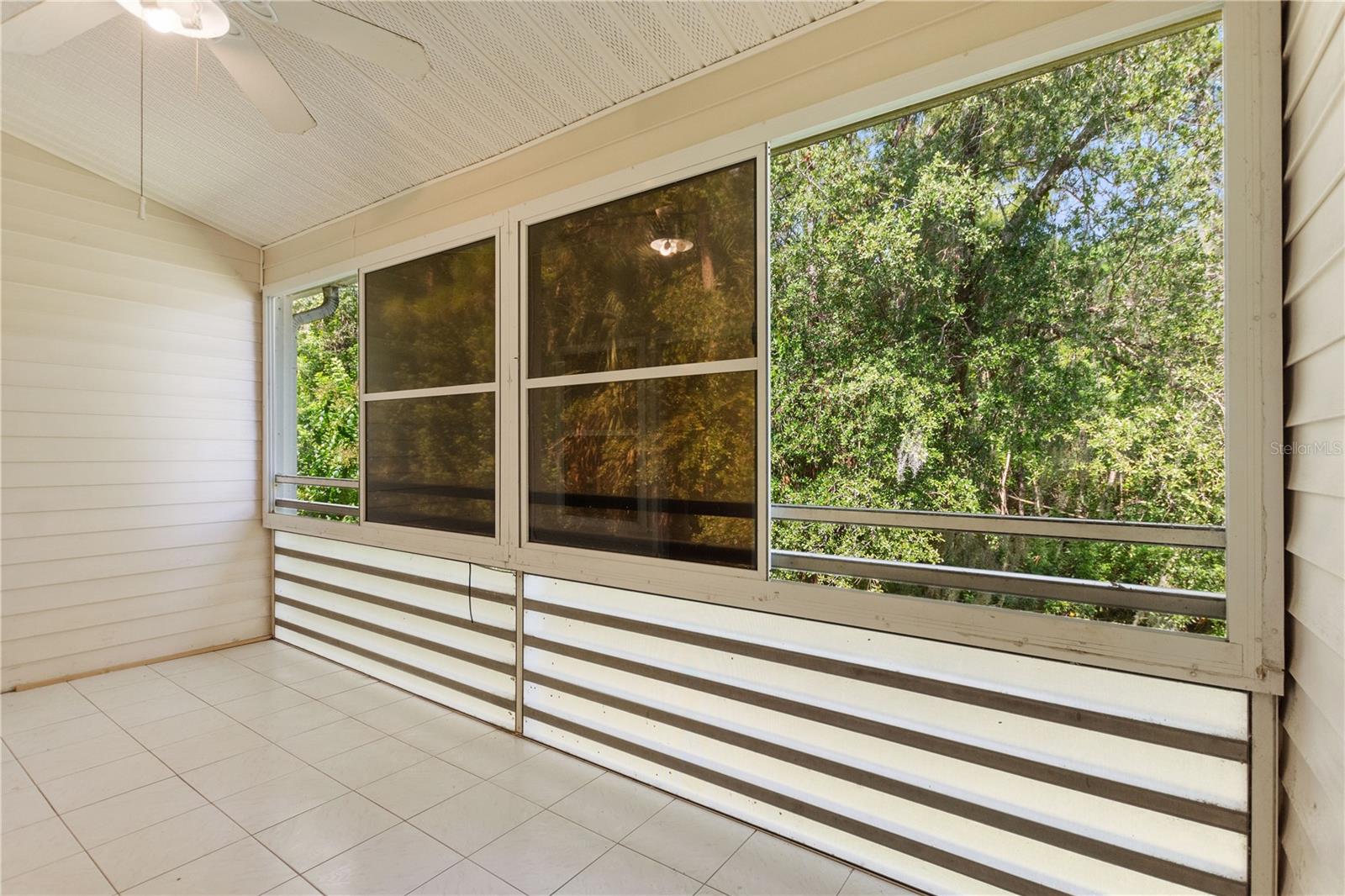 Image 8 of 41 For 5999 Lake Pointe Drive 606
