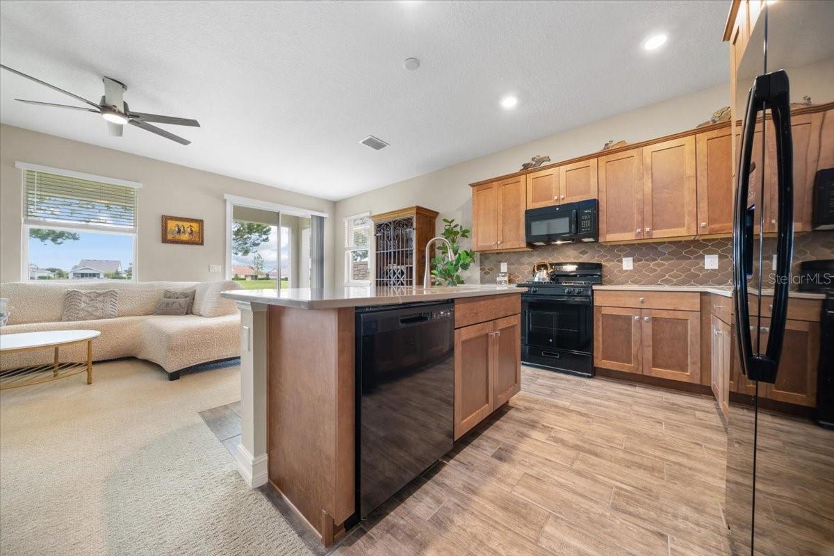 Image 48 of 100 For 5297 34th Street