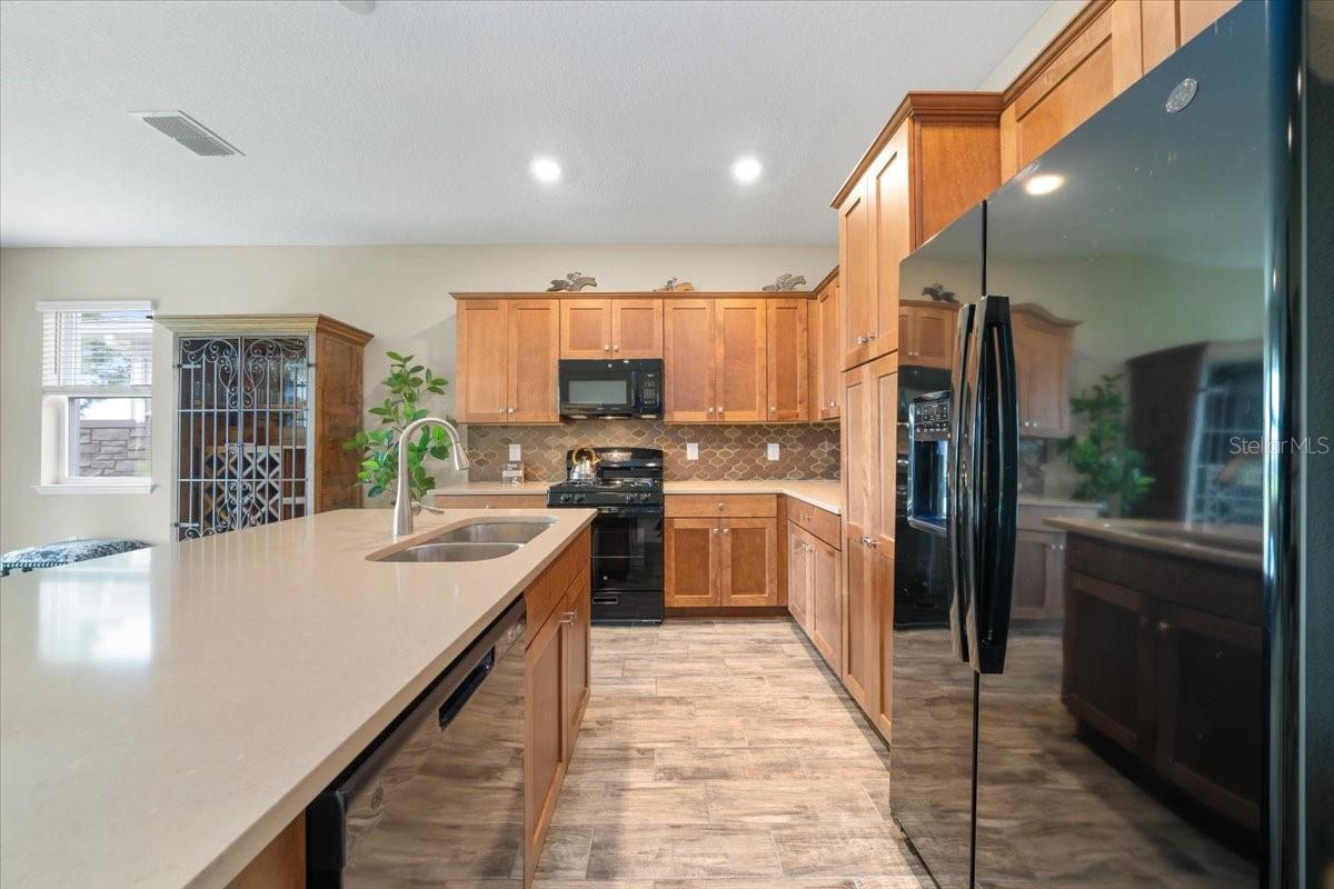 Image 49 of 100 For 5297 34th Street