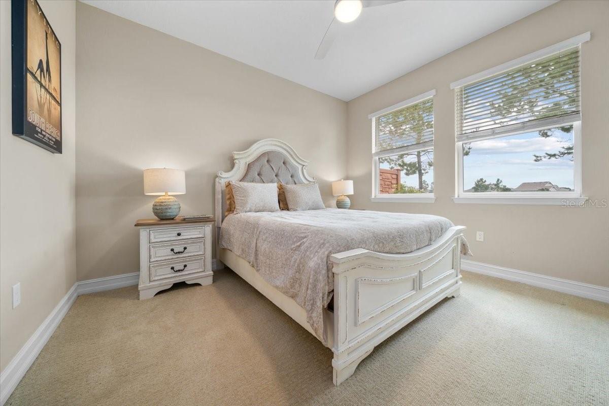 Image 61 of 100 For 5297 34th Street