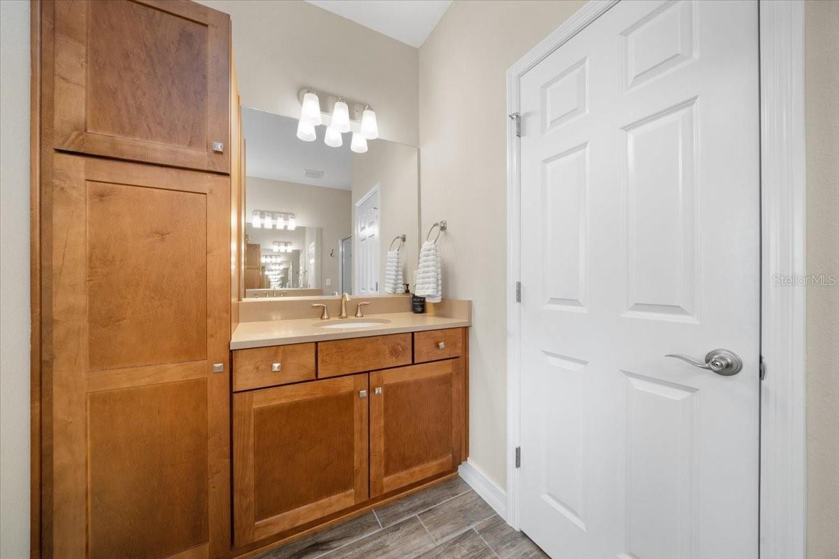 Image 65 of 100 For 5297 34th Street