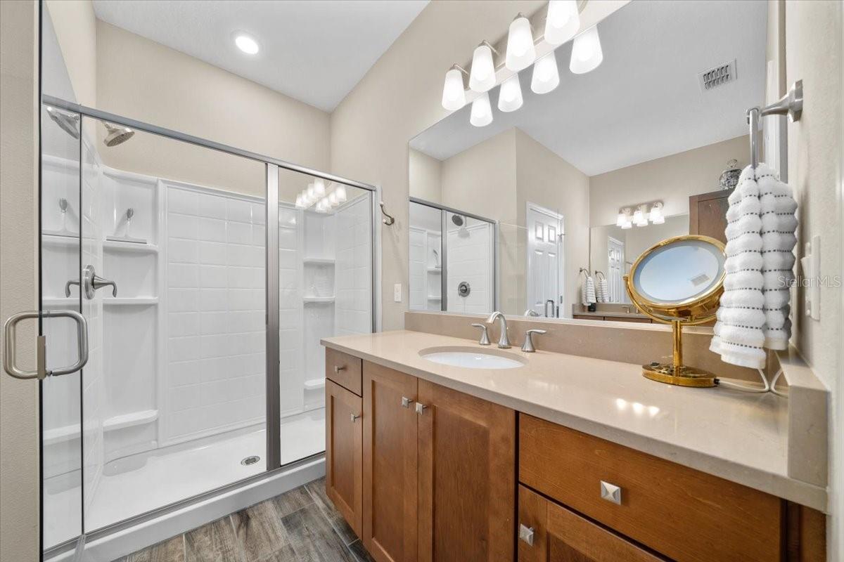 Image 69 of 100 For 5297 34th Street