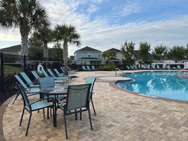 Image 18 of 33 For 2918 Theme Street