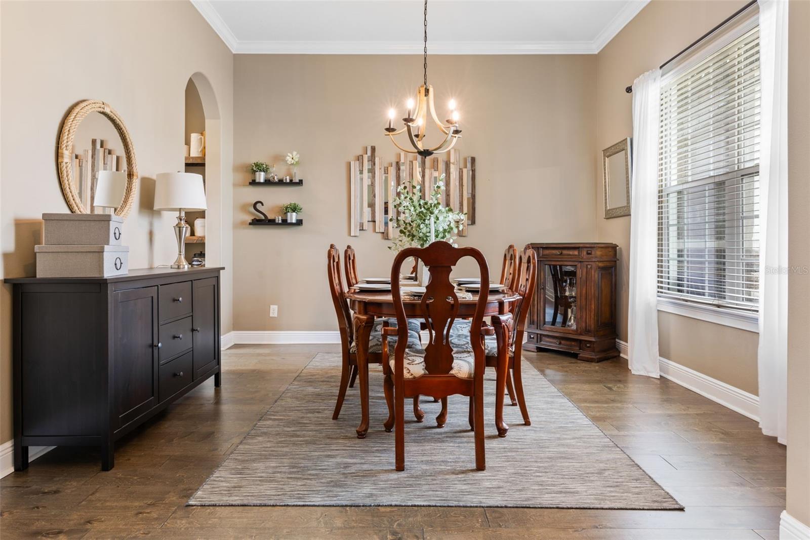 Image 16 of 77 For 1839 Blackwater Court
