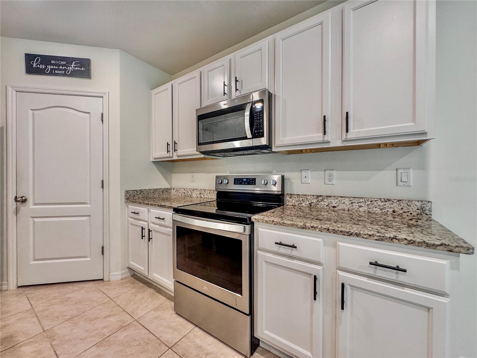 Image 11 of 46 For 6780 Coral Berry Drive