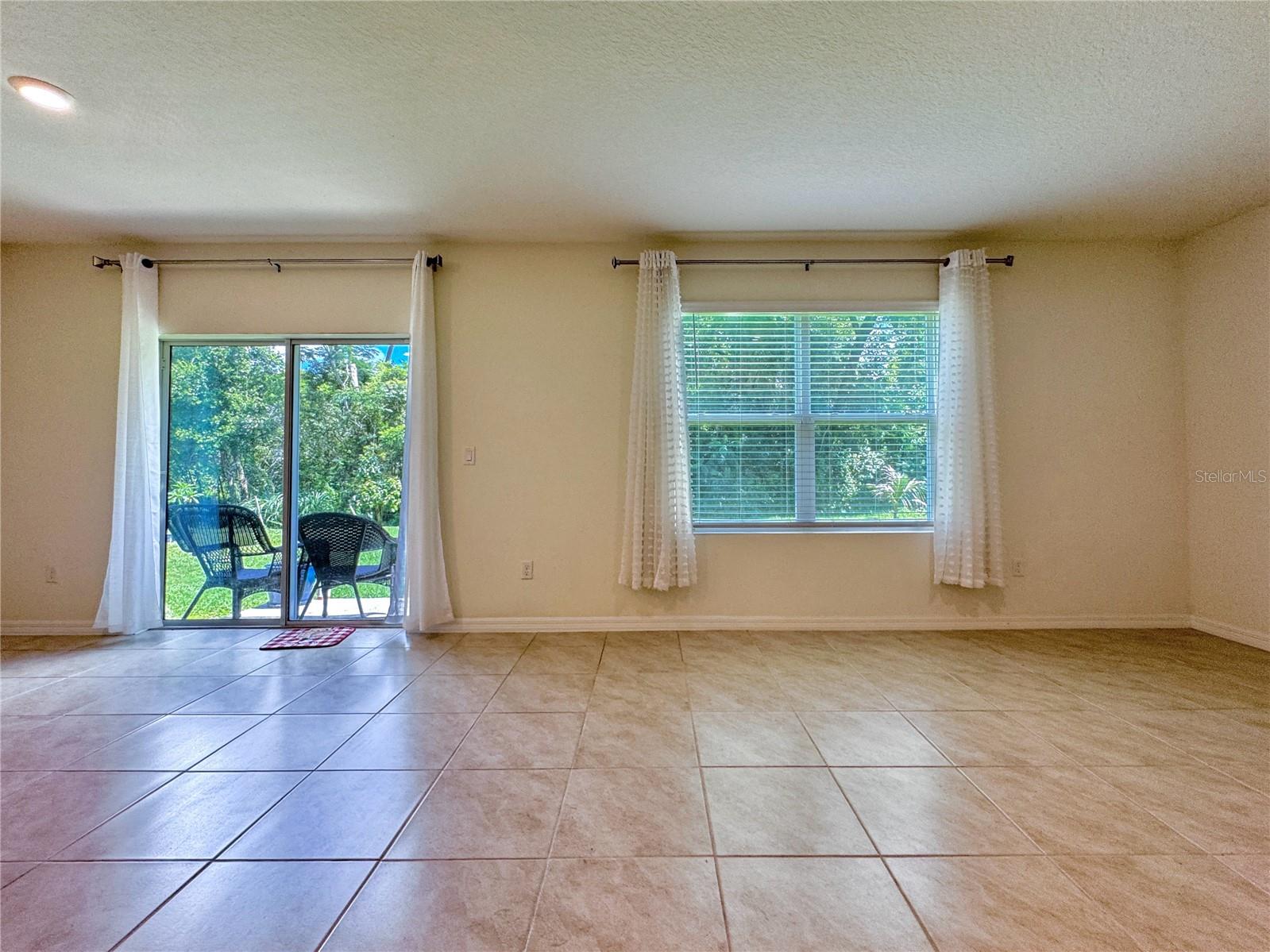 Image 15 of 46 For 6780 Coral Berry Drive