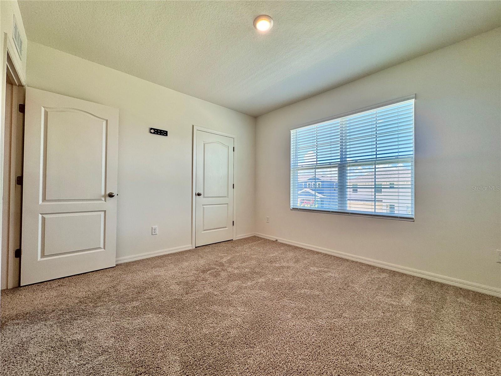 Image 21 of 46 For 6780 Coral Berry Drive