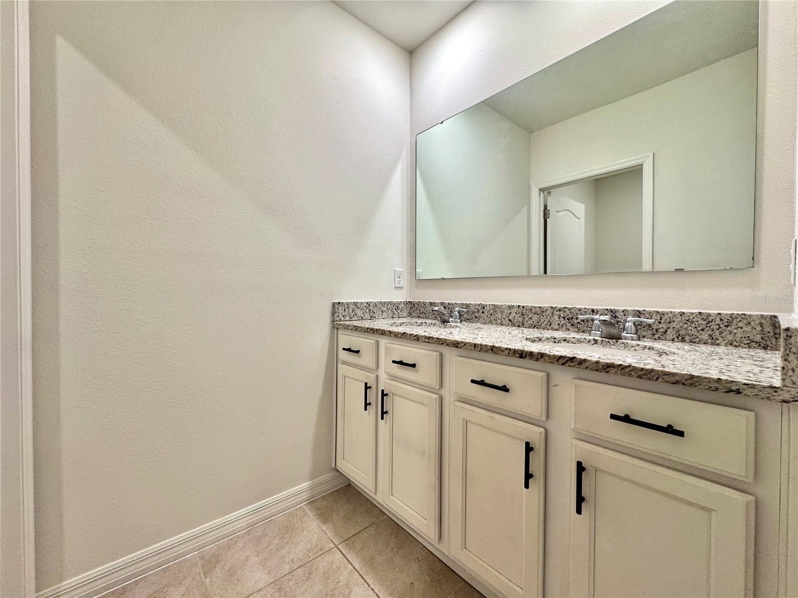 Image 31 of 46 For 6780 Coral Berry Drive
