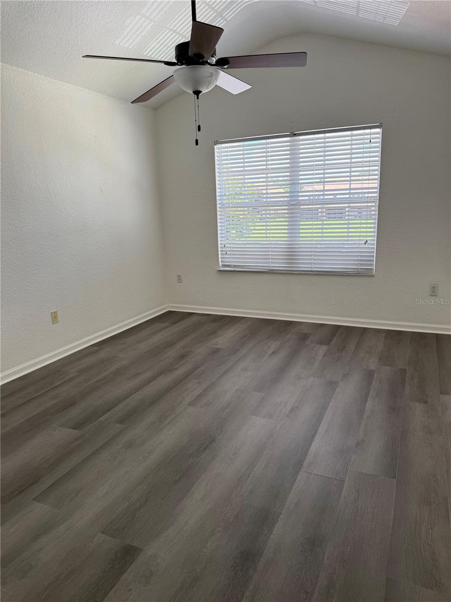 Image 3 of 9 For 6360 Ranelagh Drive 101