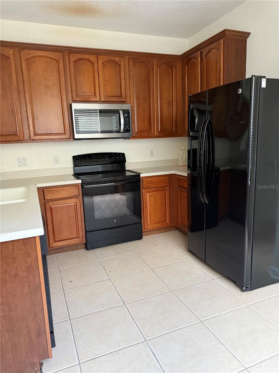 Image 8 of 9 For 6360 Ranelagh Drive 101