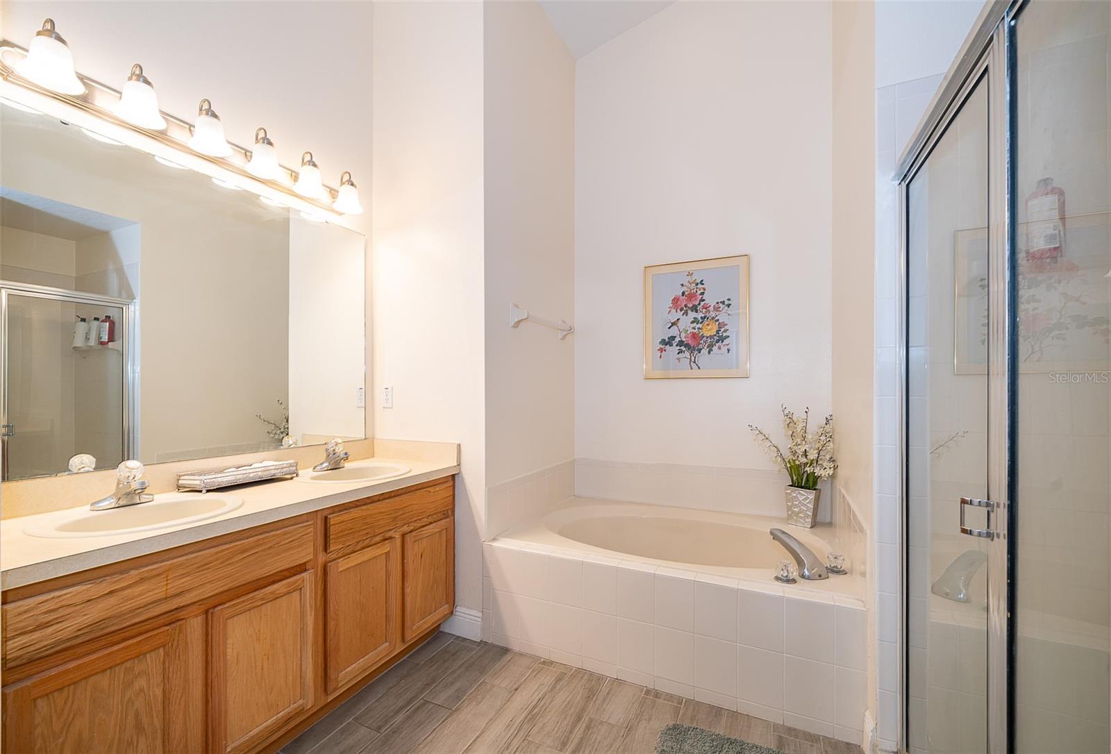 Image 15 of 33 For 15434 Markham Drive