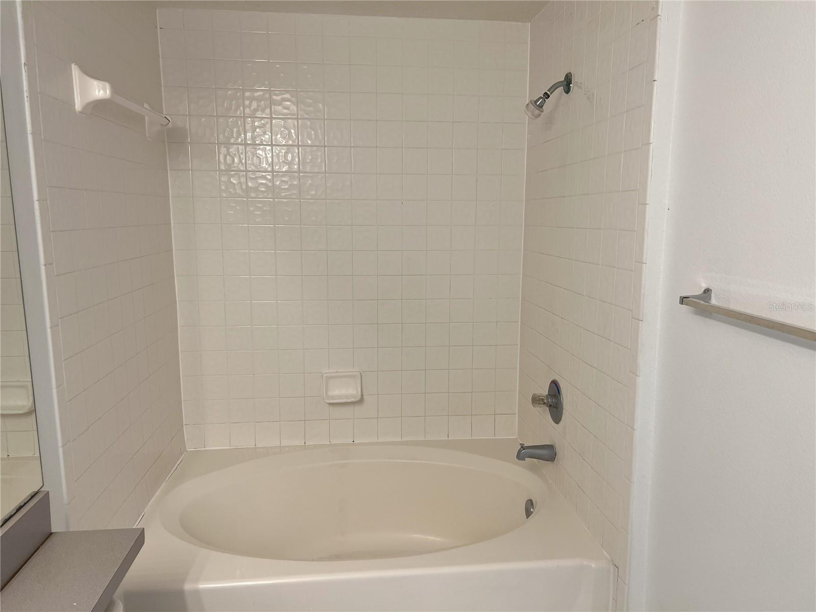 Image 11 of 20 For 5542 Metrowest Boulevard 206