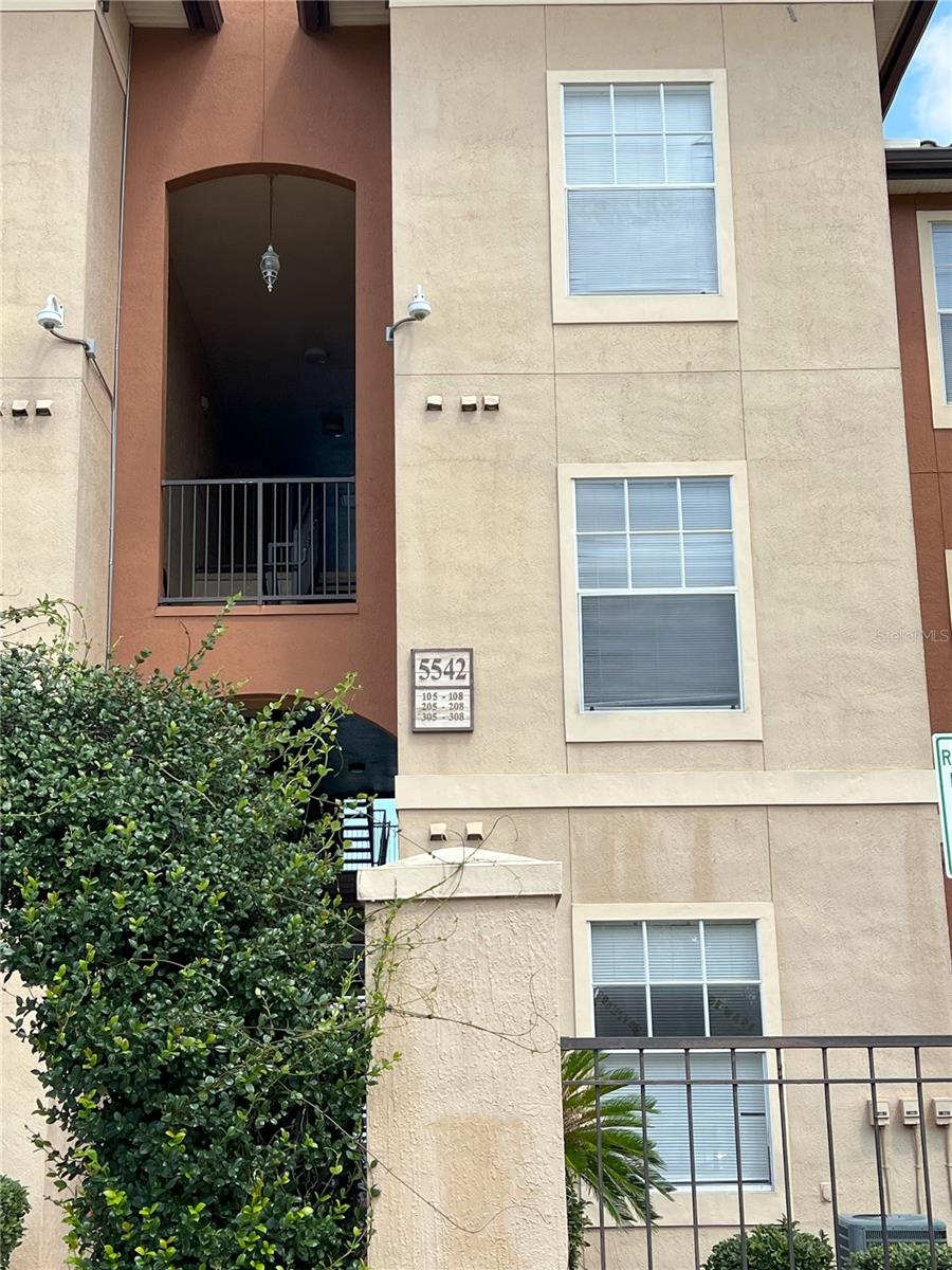 Image 19 of 20 For 5542 Metrowest Boulevard 206