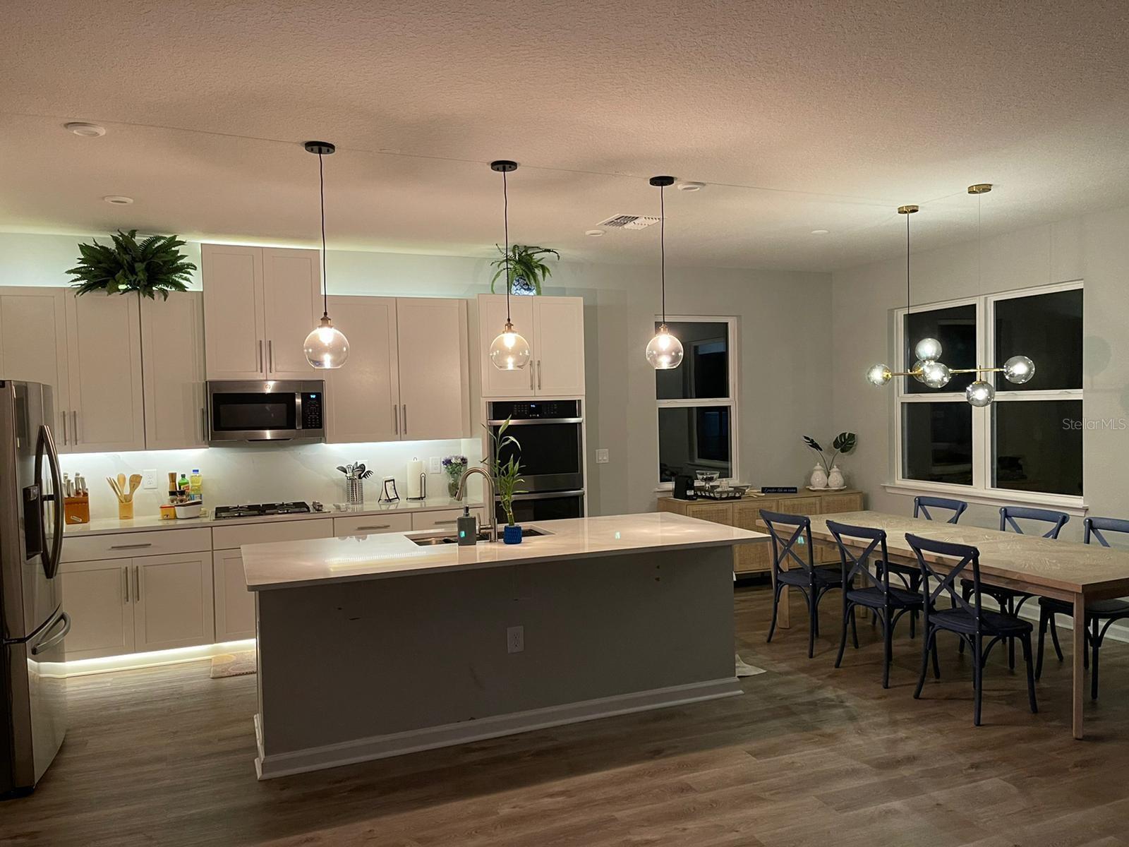 Image 14 of 27 For 16582 Silversaw Palm Drive