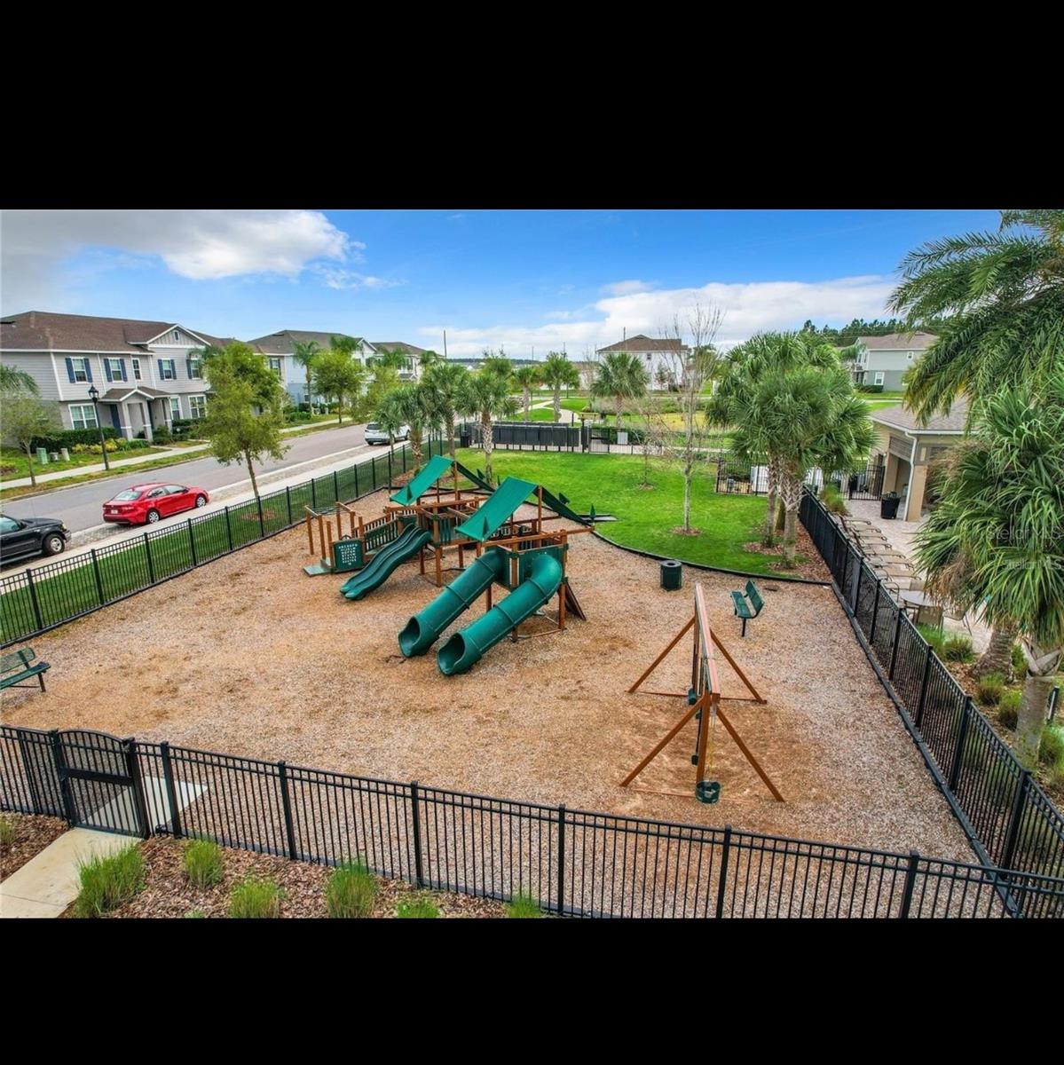 Image 24 of 27 For 16582 Silversaw Palm Drive
