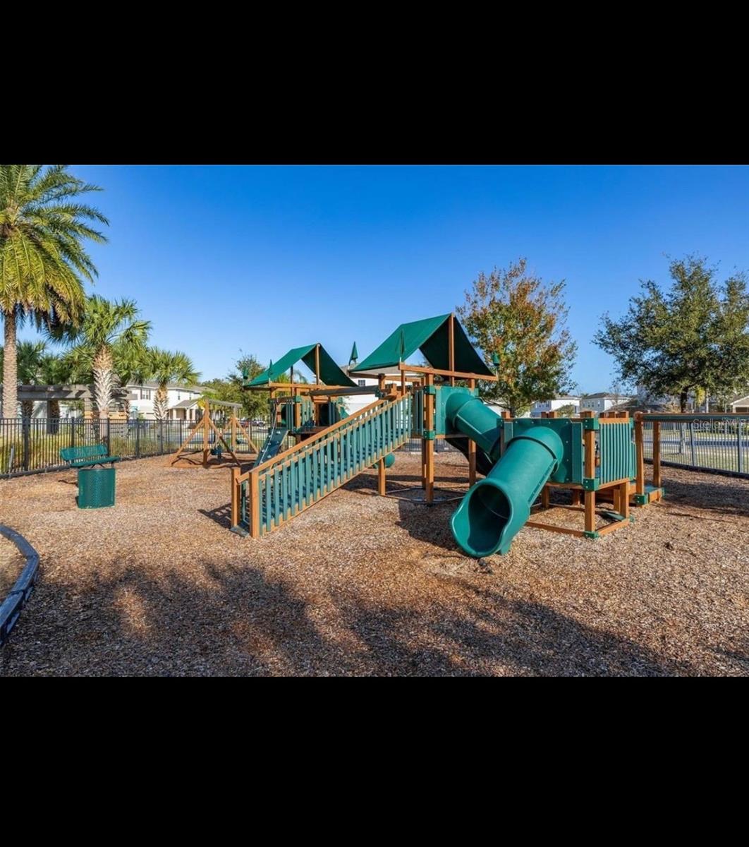 Image 26 of 27 For 16582 Silversaw Palm Drive