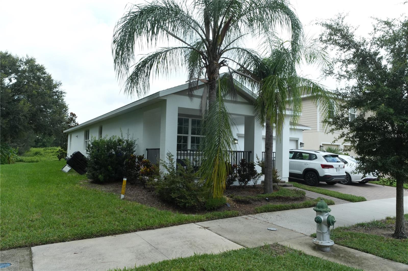 Image 3 of 27 For 16582 Silversaw Palm Drive
