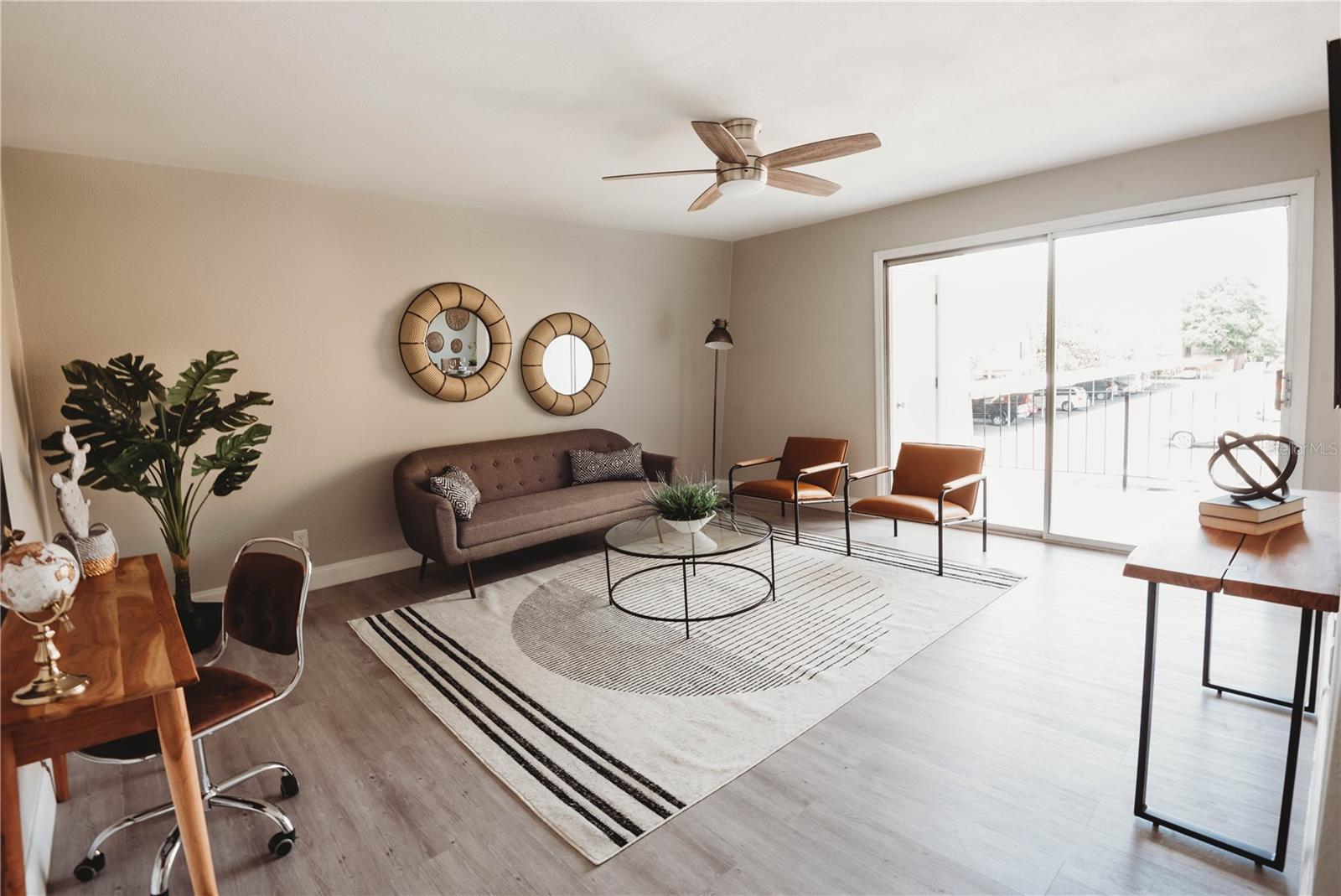 Image 11 of 14 For 200 Saint Andrews Boulevard 903