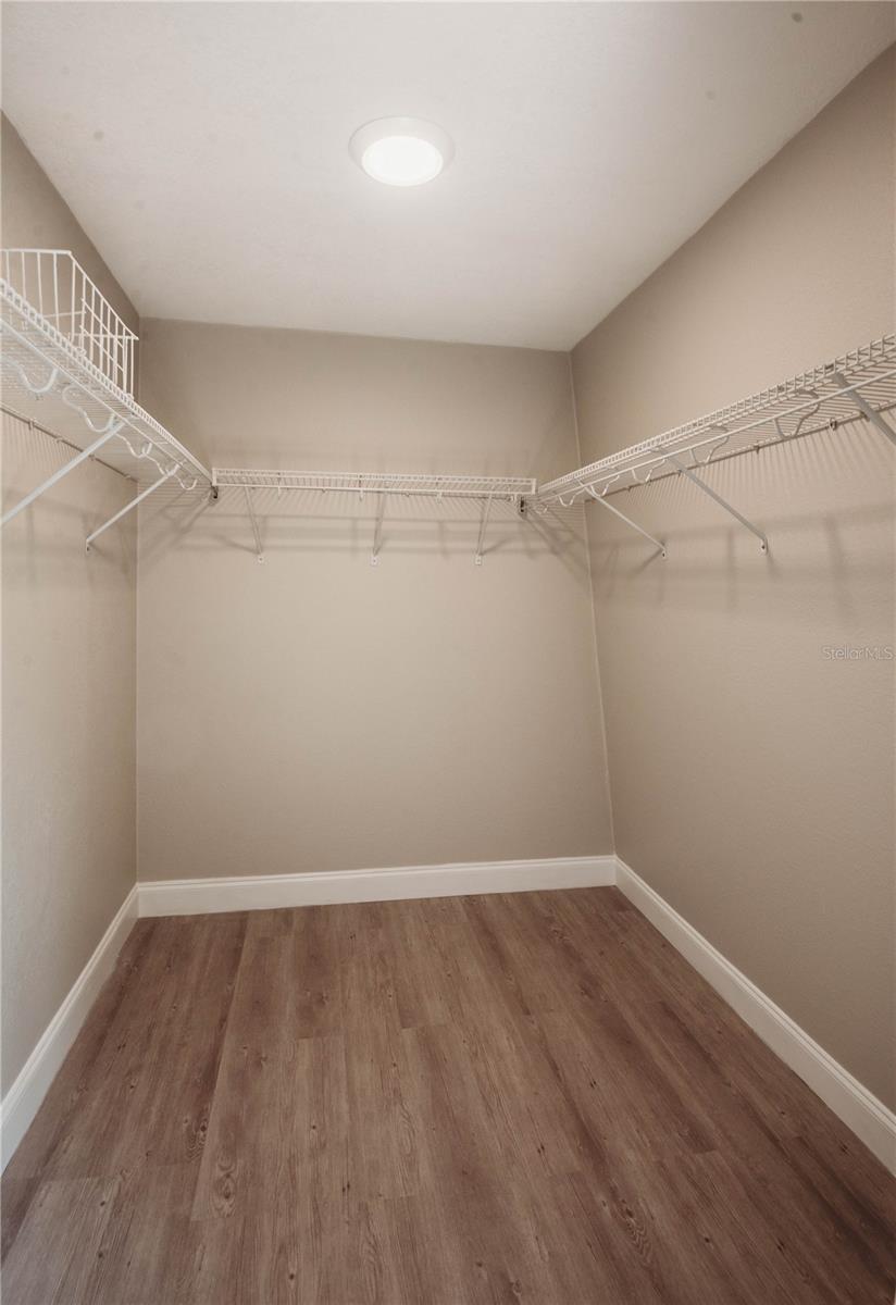 Image 4 of 14 For 200 Saint Andrews Boulevard 903