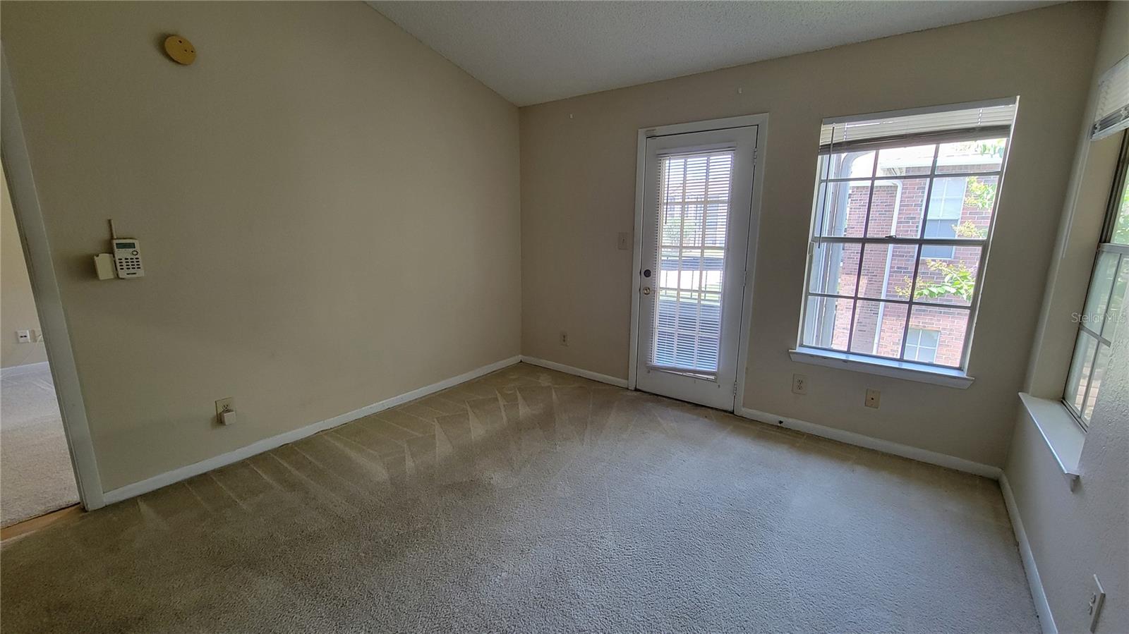 Image 11 of 37 For 5500 Devonbriar Way 210