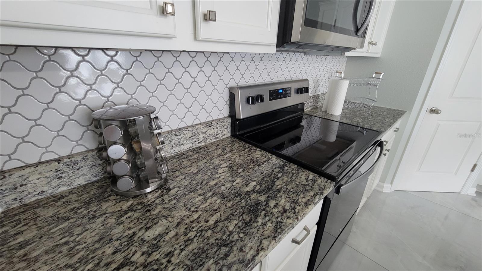 Image 34 of 52 For 1175 Lycaste Drive
