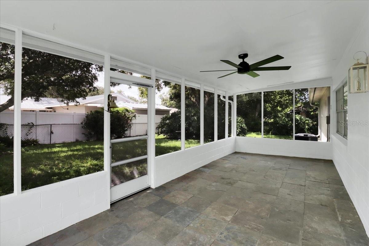 Image 11 of 38 For 380 Banyan Drive