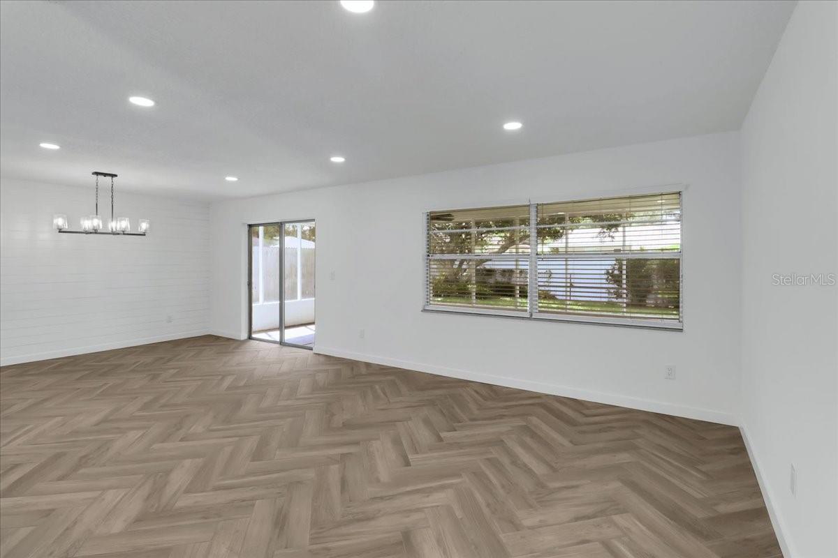 Image 12 of 38 For 380 Banyan Drive