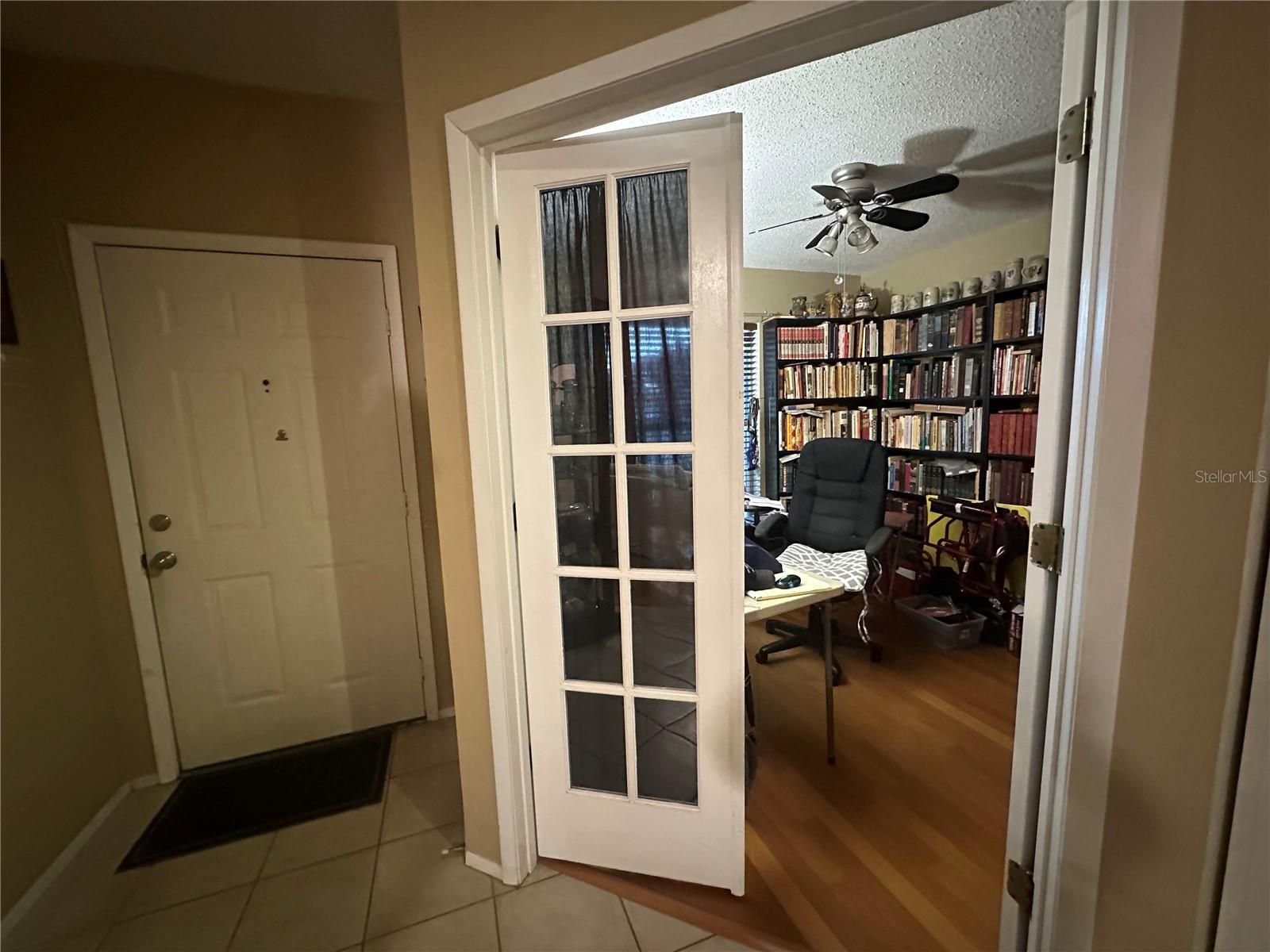 Image 13 of 40 For 751 Oak Manor Circle