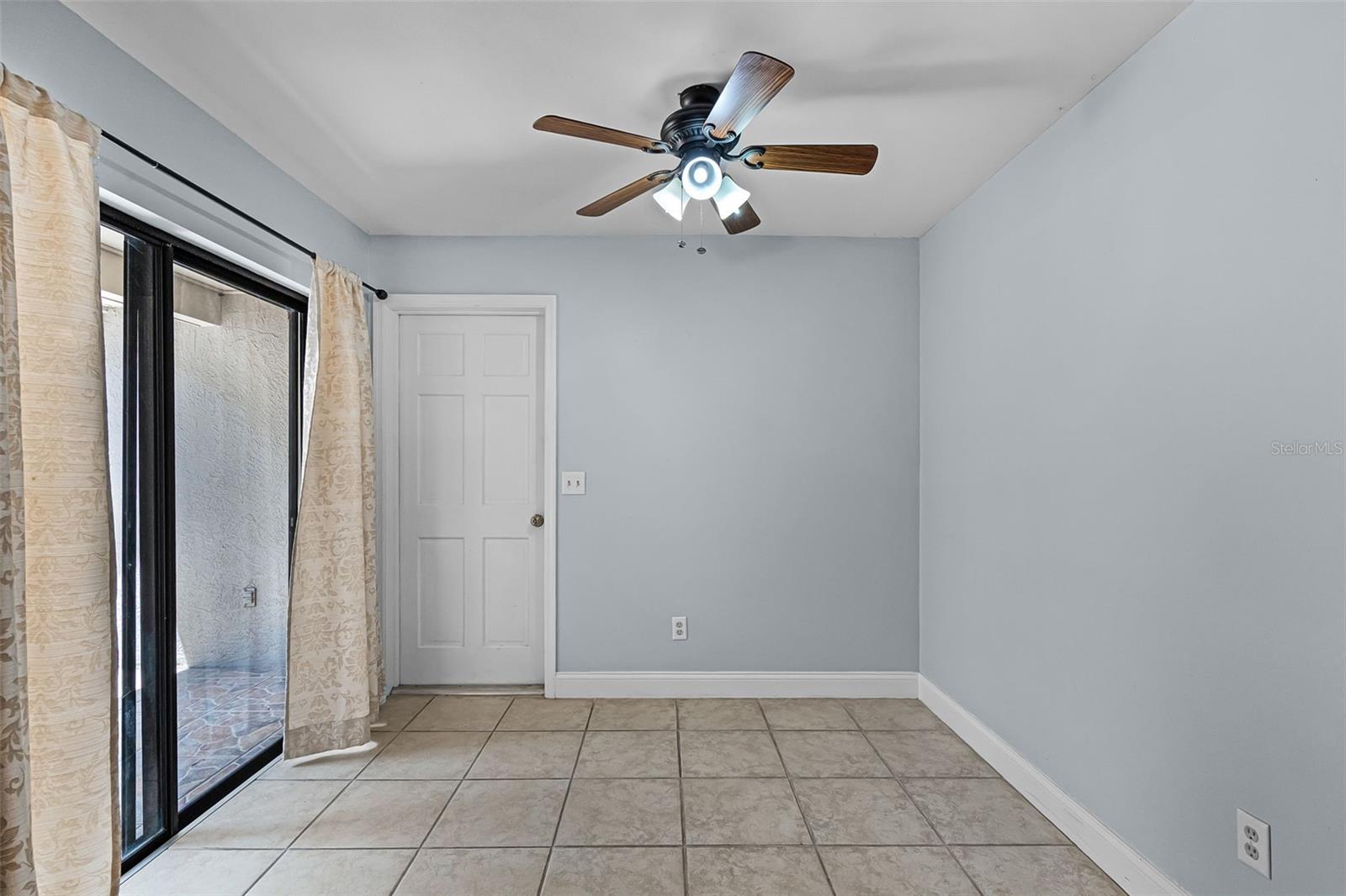 Image 7 of 20 For 8370 Sandpoint Boulevard