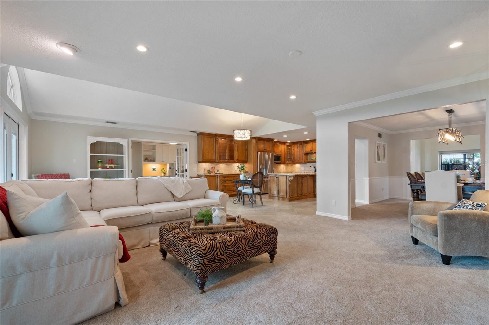 Image 16 of 64 For 5608 Bear Lake Circle