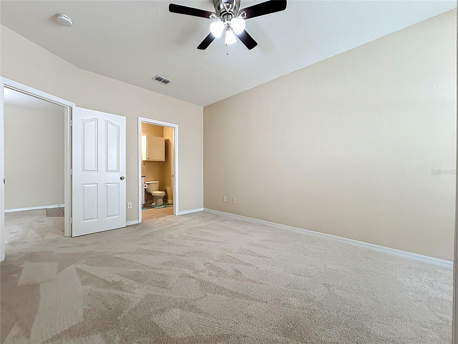 Image 26 of 51 For 2705 Maitland Crossing Way 205
