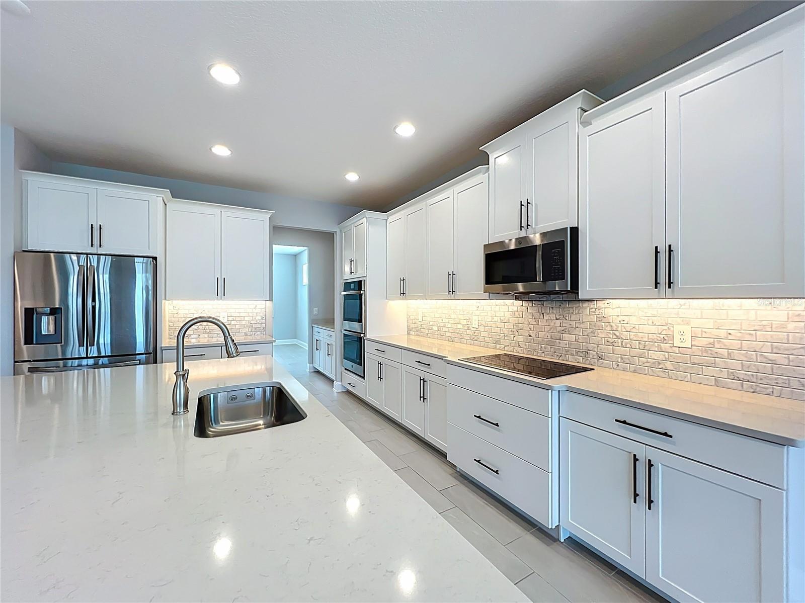 Image 18 of 64 For 13185 Blossom Valley Drive
