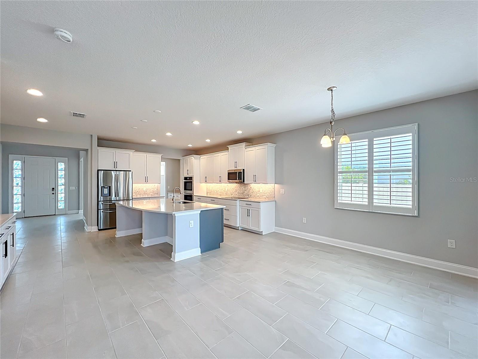Image 20 of 64 For 13185 Blossom Valley Drive